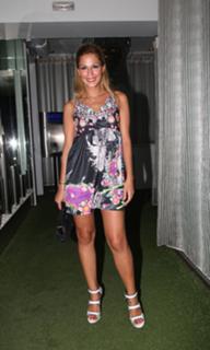 Katerina Papoutsaki feet photo thumbnail