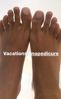 Katerina Papoutsaki feet photo thumbnail