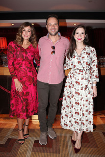 Katerina Papoutsaki feet photo thumbnail