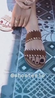 Katerina Papoutsaki feet photo thumbnail