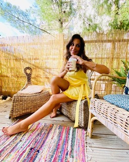 Katerina Papoutsaki feet photo thumbnail