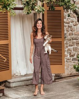 Katerina Papoutsaki feet photo thumbnail