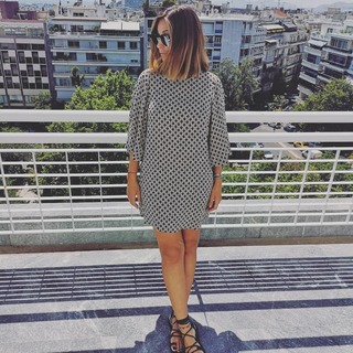 Katerina Papoutsaki feet photo thumbnail