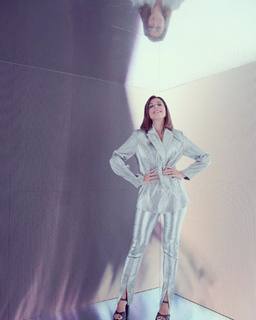 Katerina Papoutsaki feet photo thumbnail