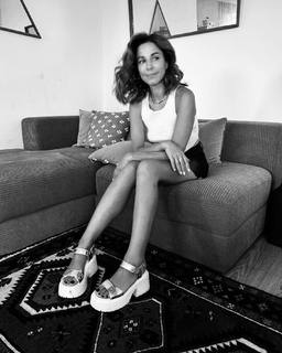 Katerina Papoutsaki feet photo thumbnail