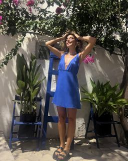 Katerina Papoutsaki feet photo thumbnail