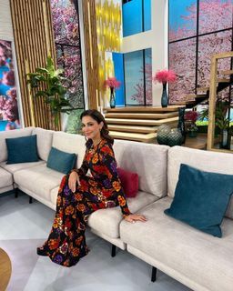 Katerina Papoutsaki feet photo thumbnail