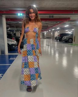 Katerina Papoutsaki feet photo thumbnail