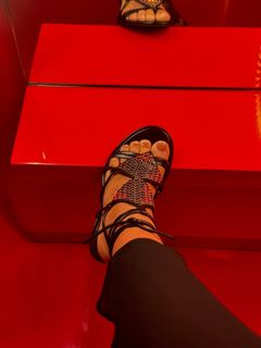 Katerina Safarova feet photo 7