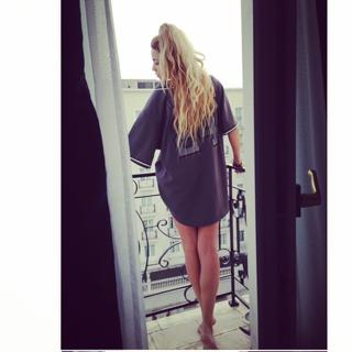 Katerina Stiekoudi feet photo thumbnail