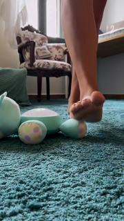 Katerina Stiekoudi feet photo thumbnail