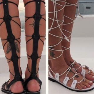 Katerina Tsavalou feet photo 4