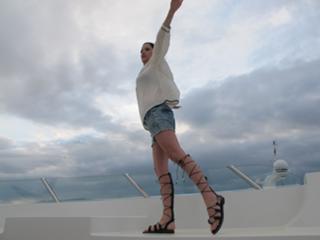 Katerina Tsavalou feet photo 9