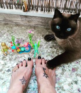 Katerina Tsavalou feet photo 16