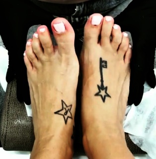 Katerina Tsavalou feet photo 6