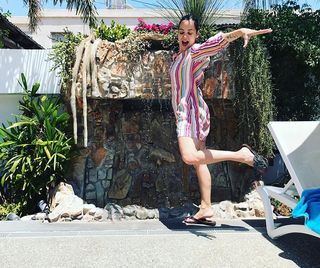Katerina Tsavalou feet photo 11