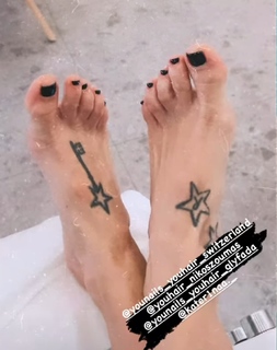 Katerina Tsavalou feet photo 12