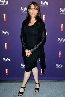 Katey Sagal feet photo thumbnail