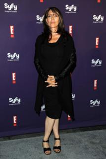 Katey Sagal feet photo thumbnail