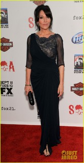 Katey Sagal feet photo thumbnail