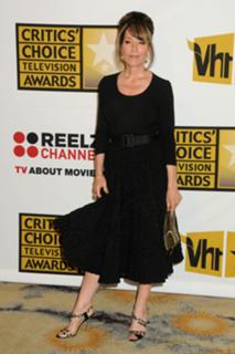 Katey Sagal feet photo thumbnail