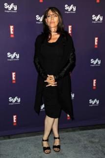 Katey Sagal feet photo thumbnail