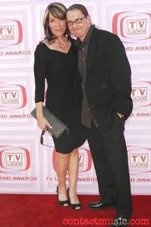 Katey Sagal feet photo thumbnail