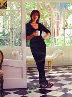 Katey Sagal feet photo thumbnail
