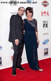 Katey Sagal feet photo thumbnail