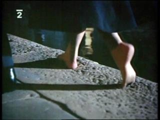 Katharine Hepburn feet photo 15