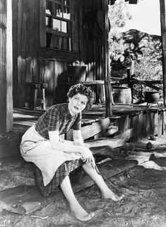 Katharine Hepburn feet photo 19