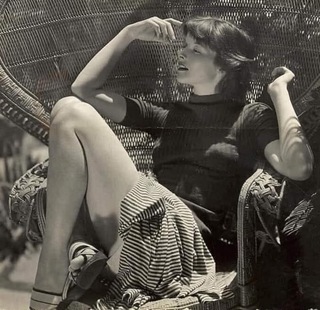 Katharine Hepburn feet photo 1