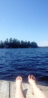 Katharine Isabelle feet photo thumbnail