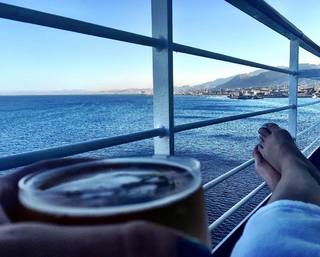 Katharine Isabelle feet photo thumbnail