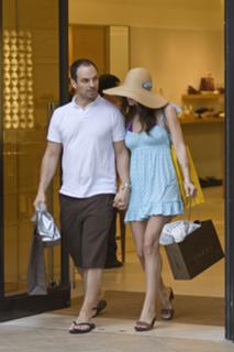 Katharine McPhee feet photo thumbnail