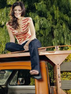 Katharine McPhee feet photo thumbnail