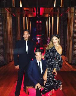 Katharine McPhee feet photo thumbnail