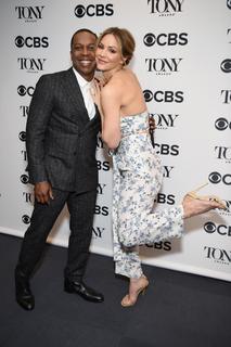 Katharine McPhee feet photo thumbnail