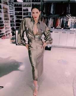Katharine McPhee feet photo thumbnail
