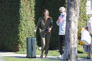 Katharine McPhee feet photo thumbnail