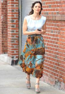 Katharine McPhee feet photo thumbnail