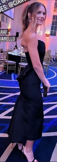 Katharine McPhee feet photo thumbnail