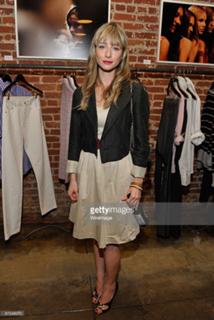 Katharine Towne feet photo 9