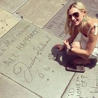 Katherine Bailess feet photo 9