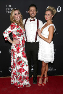 Katherine Bailess feet photo 12