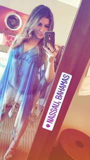 Katherine Gunn feet photo 19