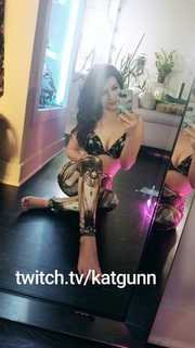 Katherine Gunn feet photo 12