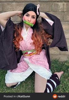 Katherine Gunn feet photo 20