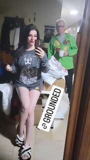 Katherine Gunn feet photo 12