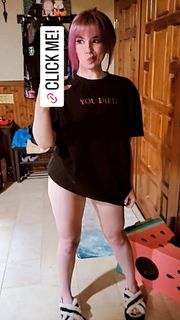 Katherine Gunn feet photo 6